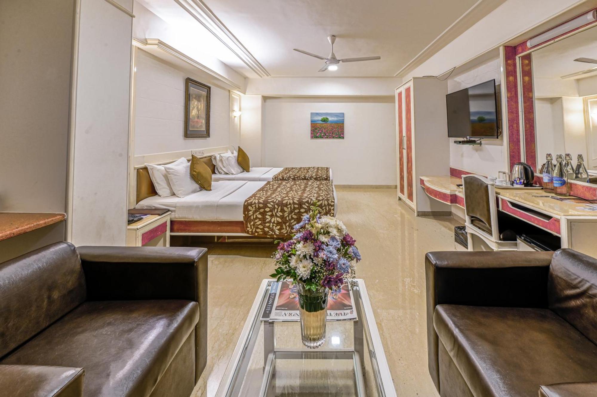 Regal Enclave Hotel Mumbai Kültér fotó