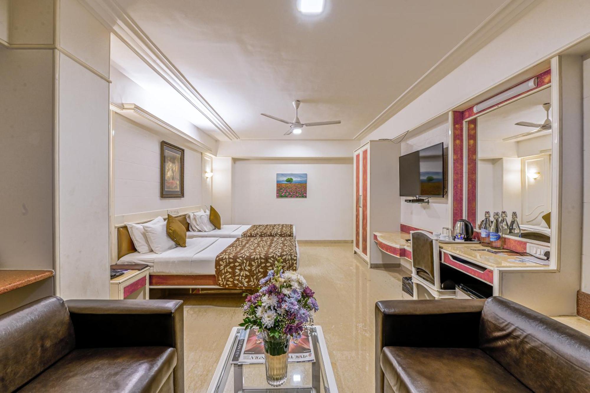 Regal Enclave Hotel Mumbai Kültér fotó